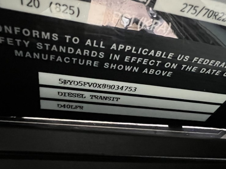 2008-new-flyer-40'-transit-bus-image-39