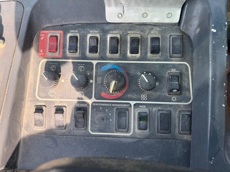 deere-tc44h-image-21