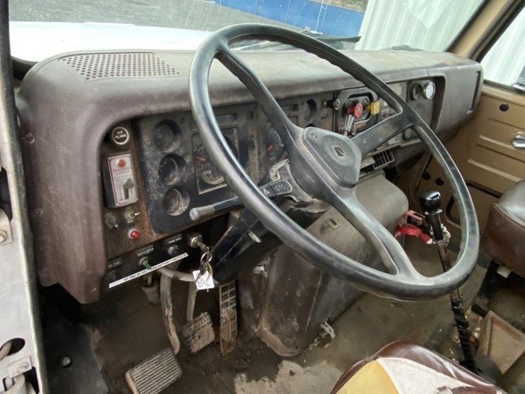 1988-international-s2600-image-23