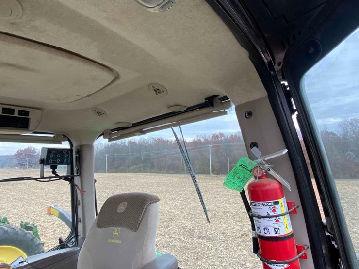 john-deere-8245r-image-51