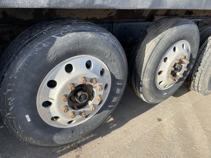 2014-western-star-4700sb-image-10