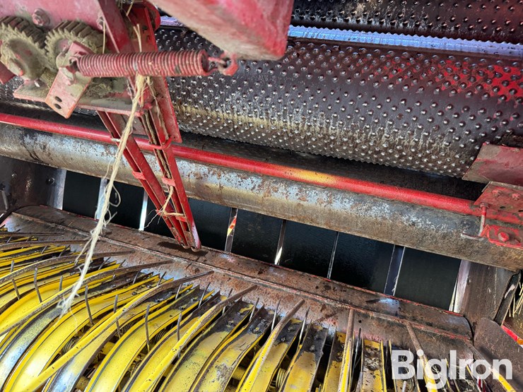 new-holland-688-image-18