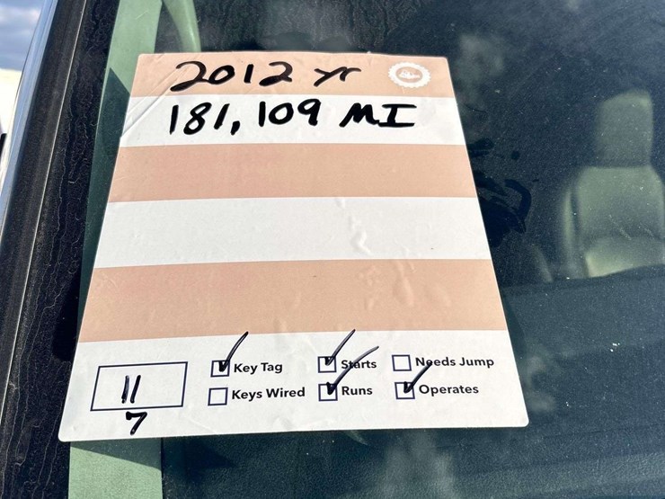 2012-ford-cargo-image-34