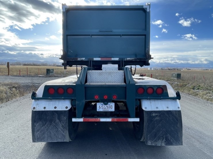 1998-peterbilt-379-image-3