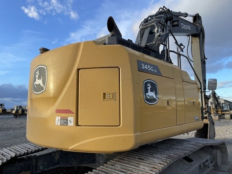 deere-345g-lc-image-28