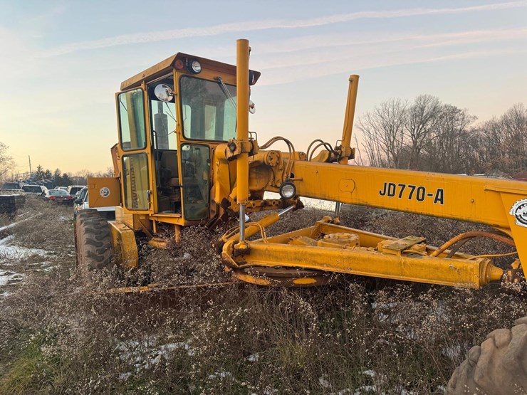 john-deere-770-image-1