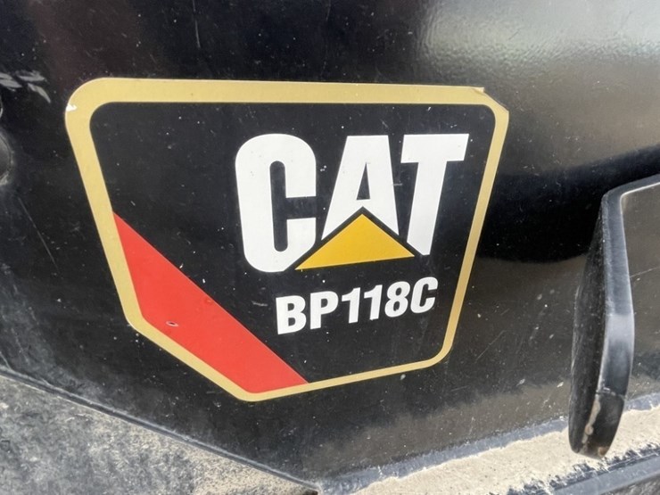 caterpillar-bp118c-box-broom-image-6