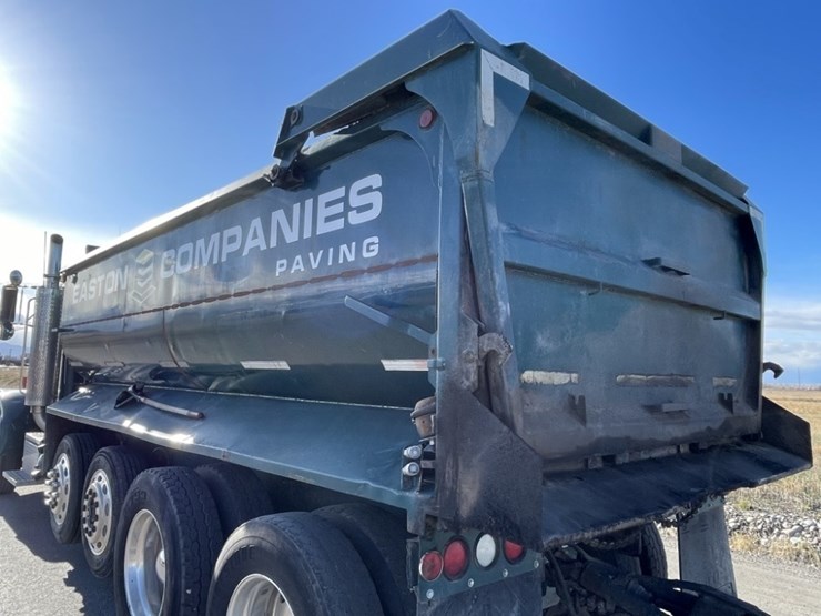 1998-peterbilt-379-image-22