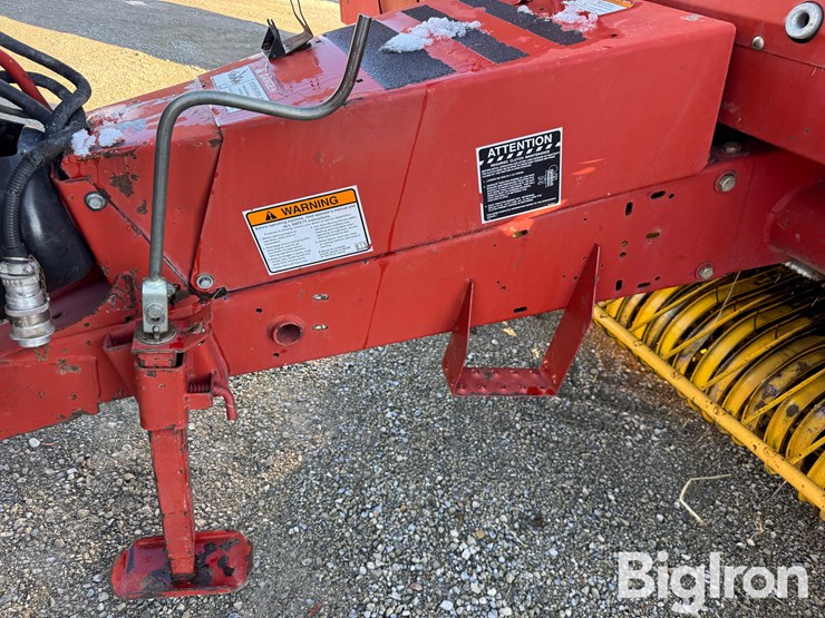 new-holland-688-image-15