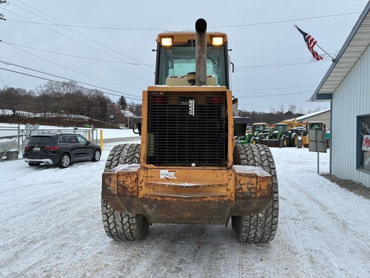 2001-case-621c-xt-image-4