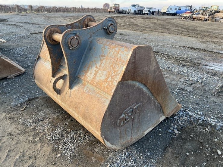 deere-210g-lc-image-2