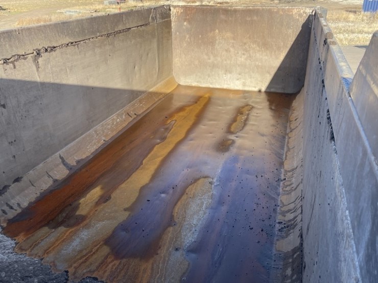 2014-western-star-4700sb-image-35