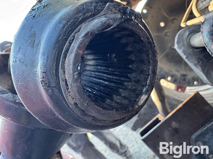 new-holland-688-image-13