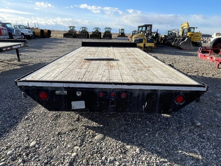 2006-titan-trailer-image-3