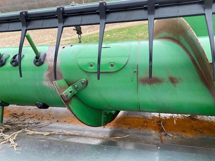 john-deere-630f-image-22