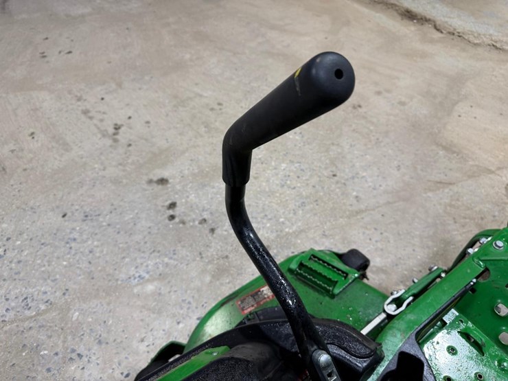 2019-john-deere-z960m-image-19