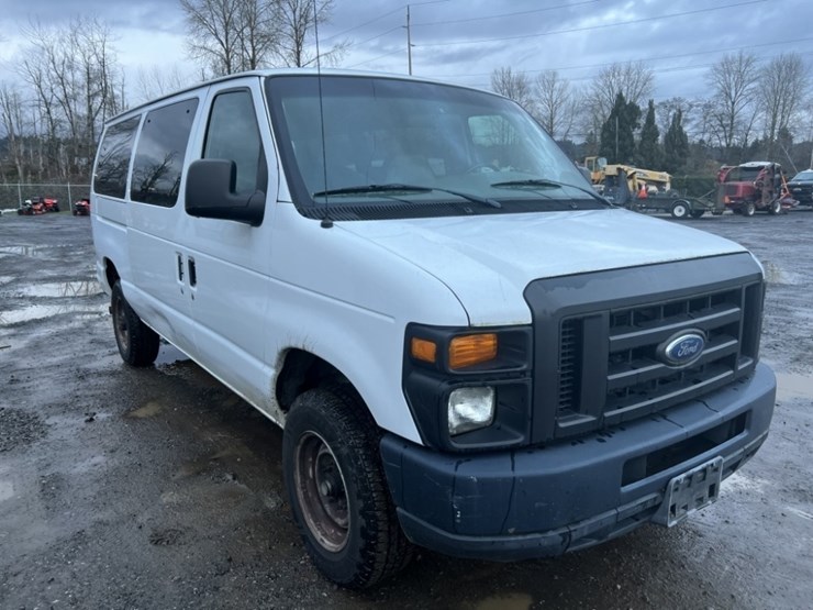 2008-ford-e350-image-2