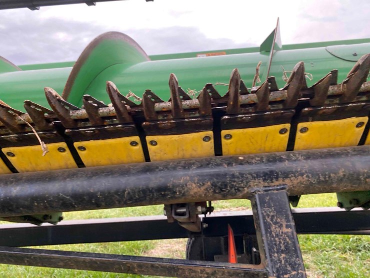 john-deere-630f-image-53