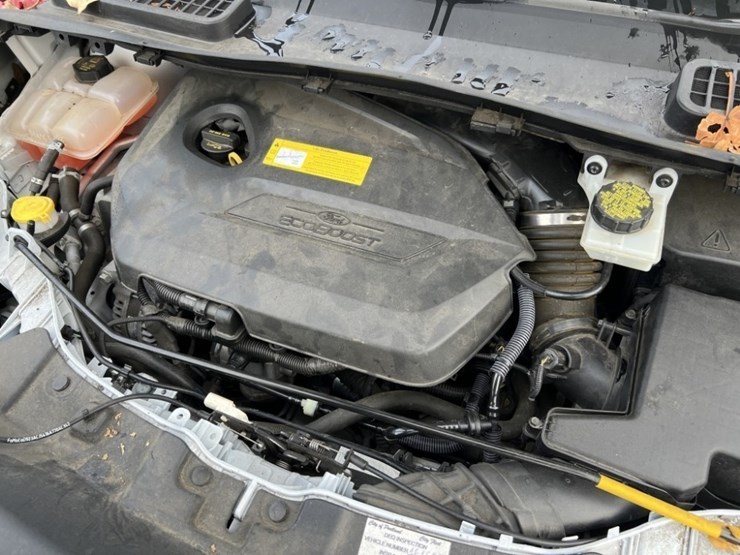 2016-ford-escape-image-11