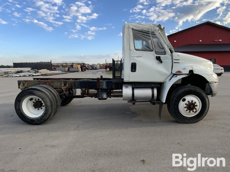 international-durastar-4300-image-4