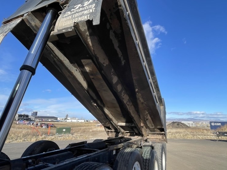 2014-western-star-4700sb-image-21