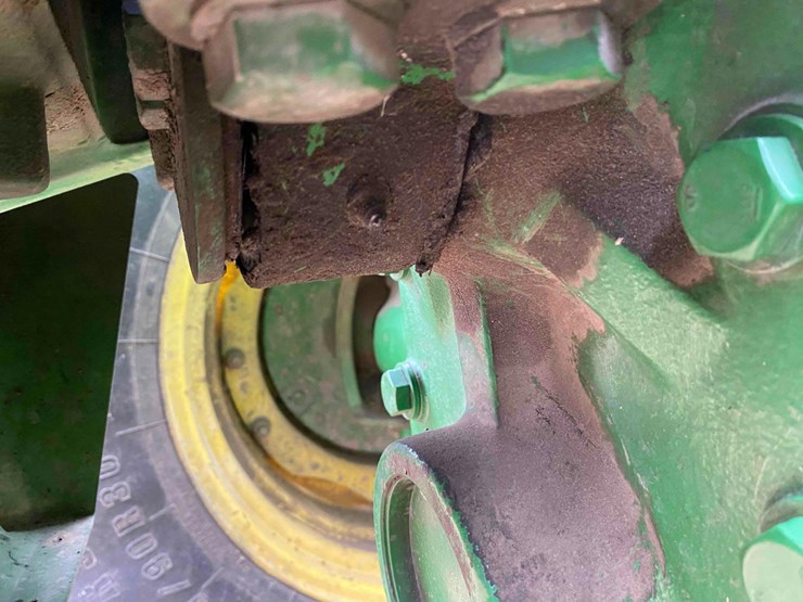 john-deere-8300-image-33