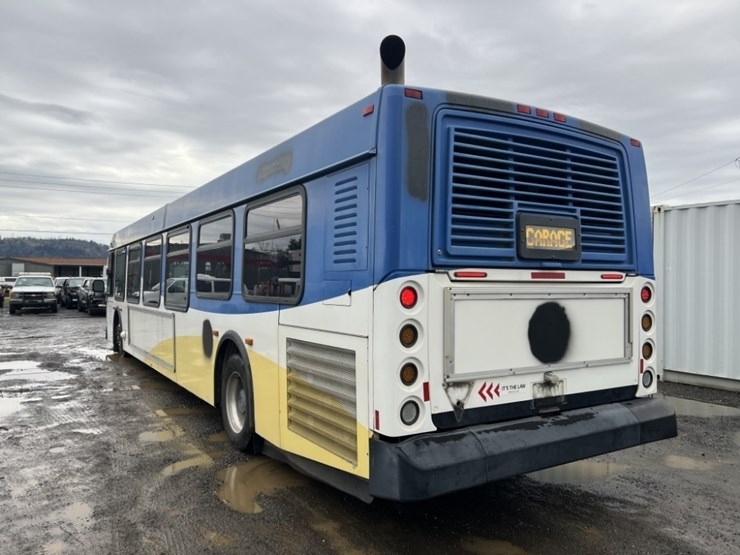 2008-new-flyer-40'-transit-bus-image-6