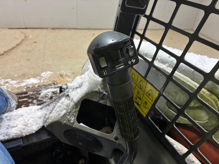 bobcat-t550-image-20