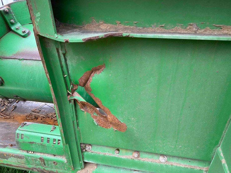 john-deere-630f-image-49