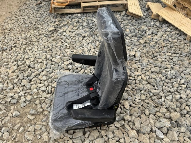 luxury-equipment-seat-image-3