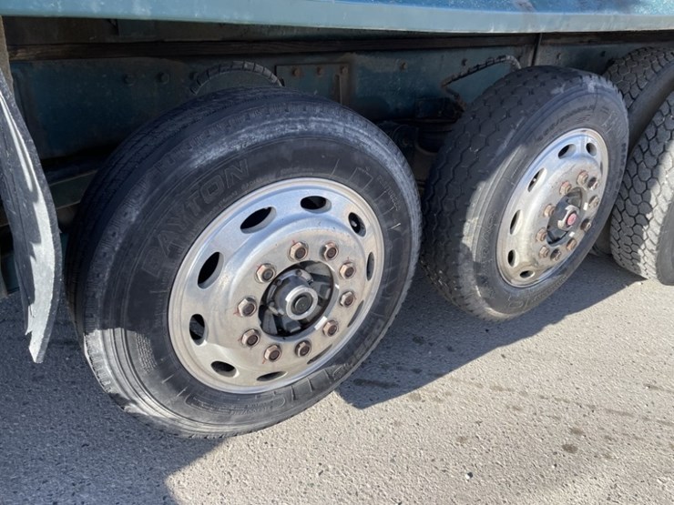 1998-peterbilt-379-image-20