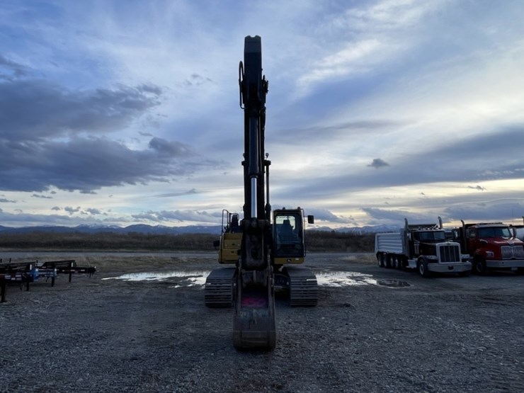 2022-deere-350-p-tier-image-8