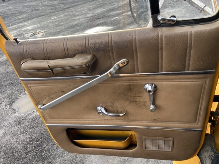 ford-ln8000-image-22