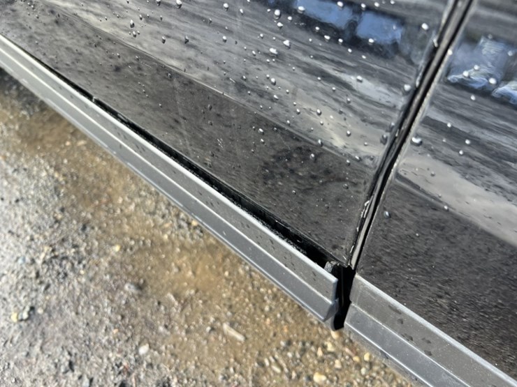 2016-ford-explorer-image-18