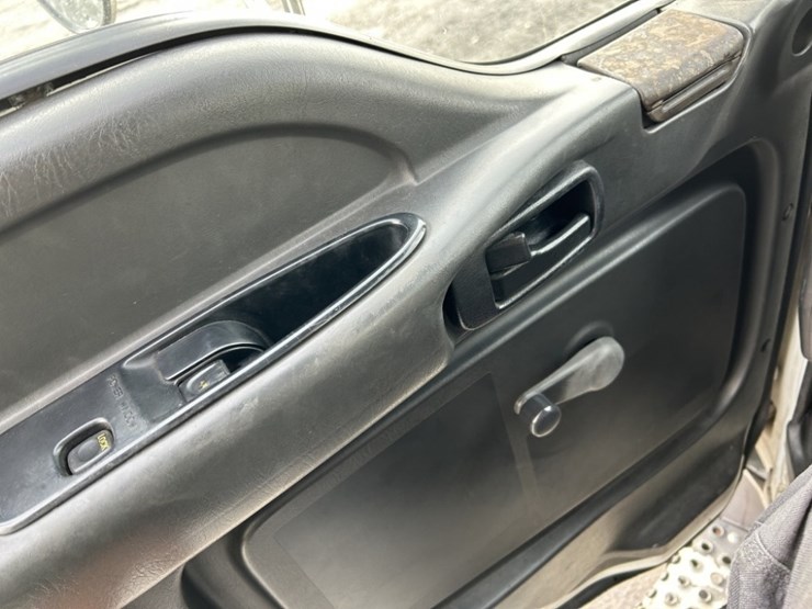 1997-chevrolet-t6500-image-30