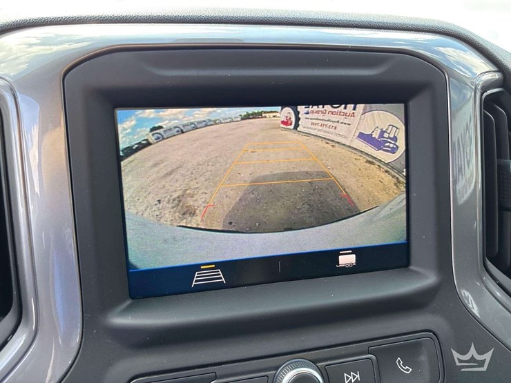 2022-chevrolet-1500-image-14