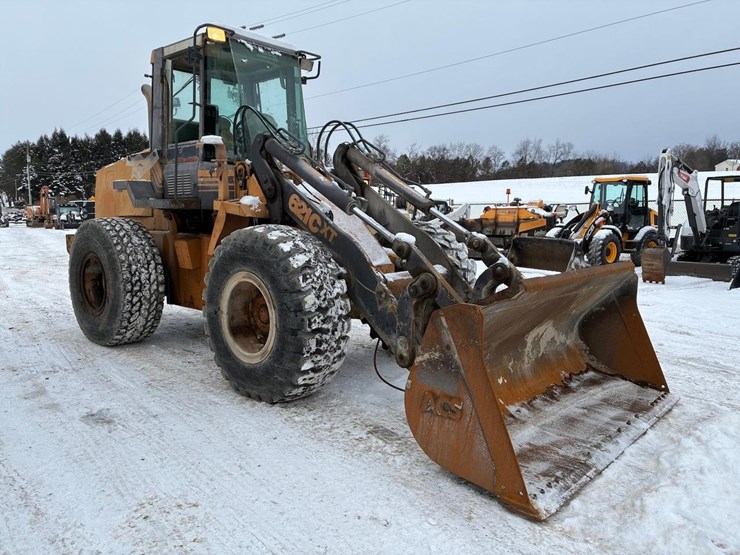 2001-case-621c-xt-image-6