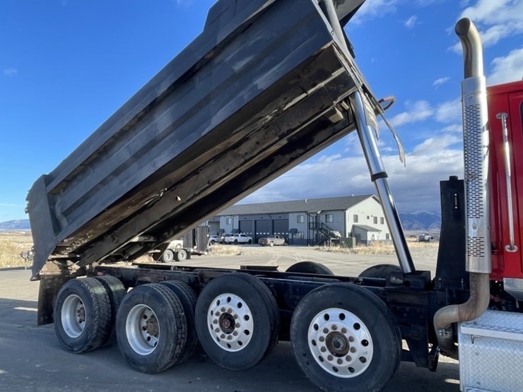 2014-western-star-4700sb-image-22