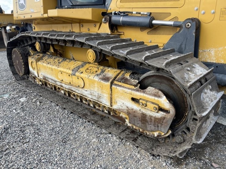 2022-deere-750l-image-18