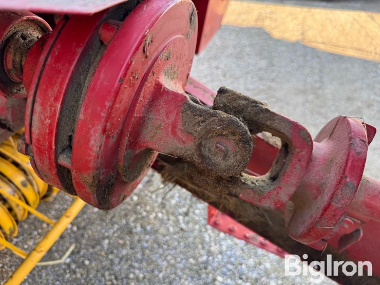 new-holland-688-image-11