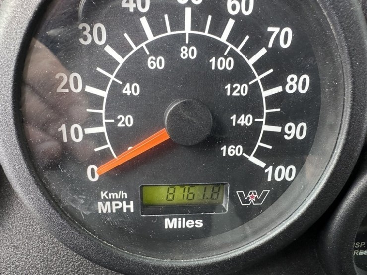 john-deere-1044-image-62