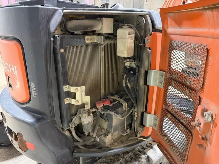 hitachi-zx35u-image-21