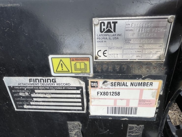 caterpillar-bp118c-box-broom-image-7