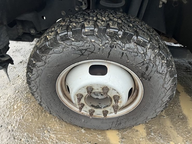 2015-ford-f350-image-15