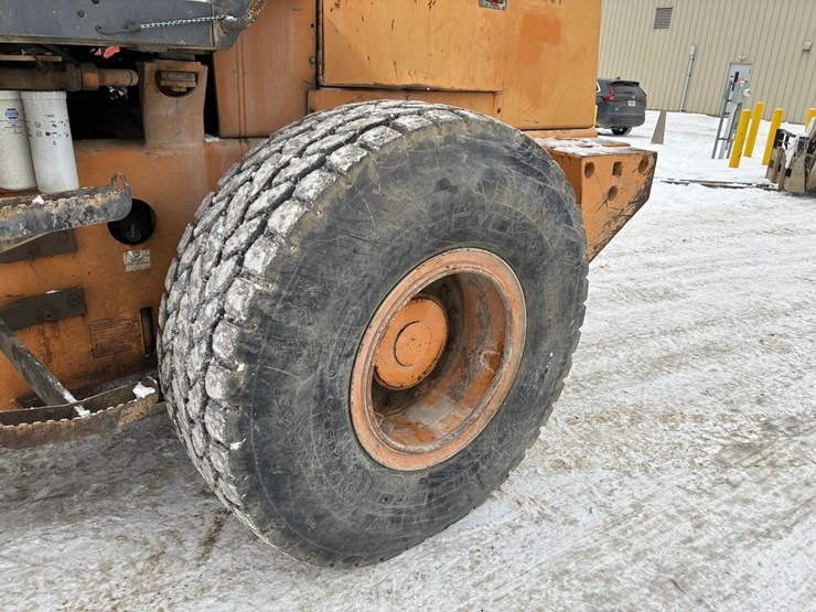 2001-case-621c-xt-image-13