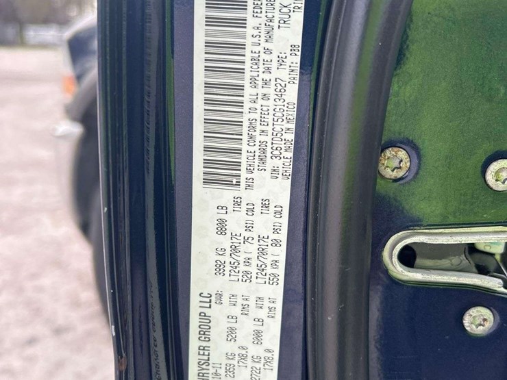 2012-dodge-2500-image-5