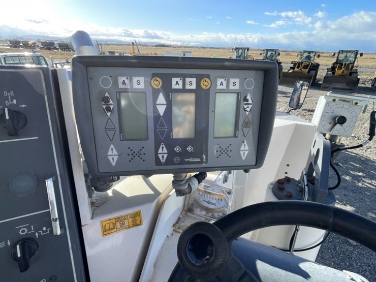 2015-wirtgen-w120fi-image-17