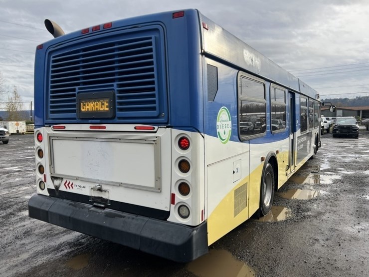 2008-new-flyer-40'-transit-bus-image-4