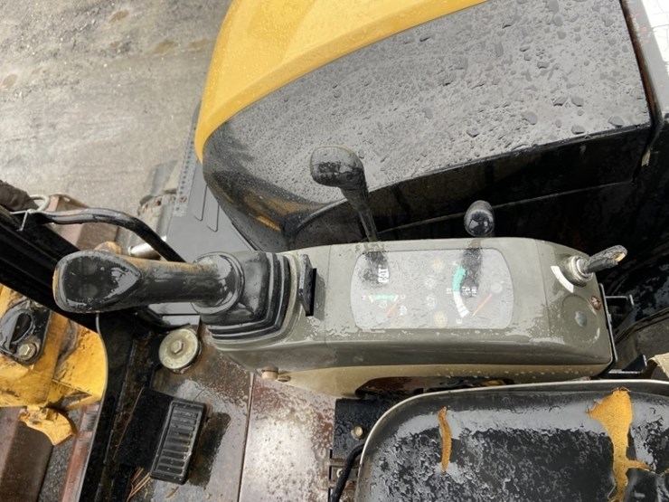 caterpillar-304-image-13