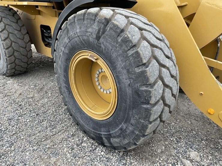 2014-caterpillar-930k-image-15